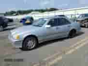 2000 Mercedes-Benz C 230/260/280/320 z VIN WDBHA29G3YA844405, wystawiony jako Copart lot #66318365 z przebiegiem 130 040 mil mil oraz Szkoda całkowita • Salvage title. Historia ofert i sprzedaży dostępna na DreamBid. Obrazek 1.