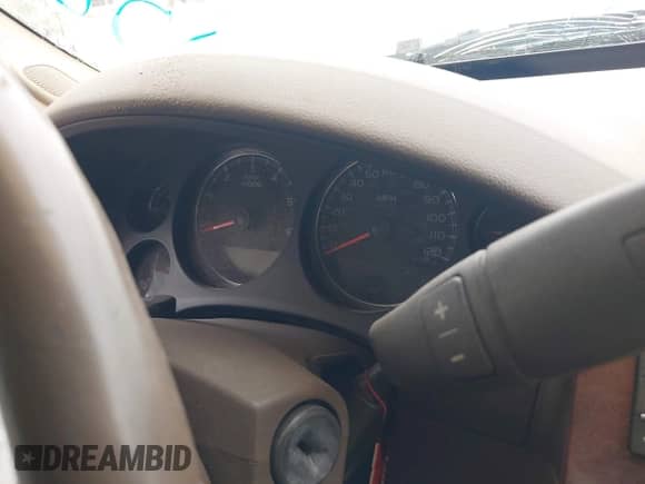 2009 Chevrolet Suburban 1LT z VIN 1GNFC260X9J108211, wystawiony jako IAAI lot #42237663 z przebiegiem Nie podano mil oraz . Historia ofert i sprzedaży dostępna na DreamBid. Obrazek 7.