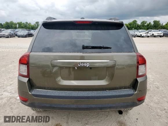 2015 Jeep Compass Latitude with VIN 1C4NJCEB4FD264130, listed as a Copart auction lot 66496385 with 117,705 mi miles and Salvage title. Bid and sale history available at DreamBid. Image 6.