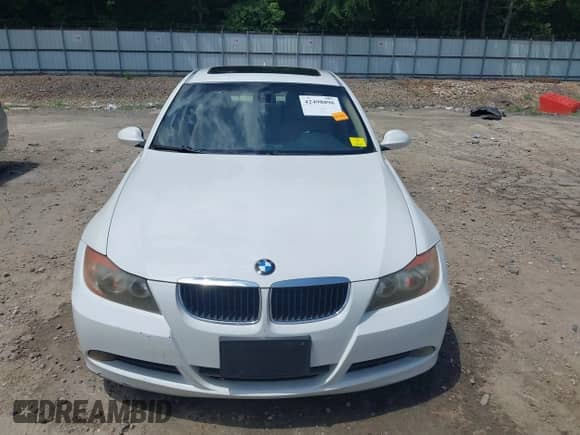 2006 BMW 3 Series 325i с VIN WBAVB13506KX44902, выставлен на аукционе IAAI как лот 42498896 с пробегом 145 111 миль миль и . История ставок и продаж доступна на DreamBid. Изображение 13.