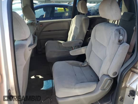 2009 Honda Odyssey LX с VIN 5FNRL38239B052081, выставлен на аукционе Copart как лот 80636855 с пробегом 174 547 миль миль и Списание • Salvage title. История ставок и продаж доступна на DreamBid. Изображение 10.