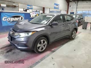 2019 Honda HR-V LX с VIN 3CZRU6H34KG724232, выставлен на аукционе Copart как лот 87360695 с пробегом 30 220 миль миль и Списание • Salvage title. История ставок и продаж доступна на DreamBid. Изображение 1.