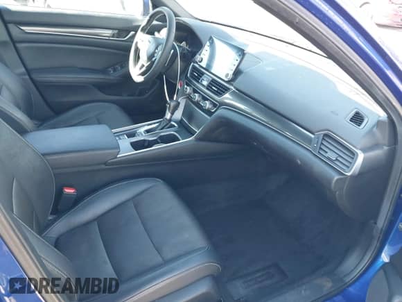 2019 Honda Accord Sport with VIN 1HGCV1F34KA094095, listed as a IAAI auction lot 43441565 with 72,821 mi miles and . Bid and sale history available at DreamBid. Image 5.