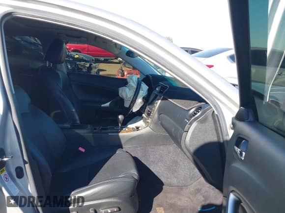 2009 Lexus IS 250 с VIN JTHBK262492086081, выставлен на аукционе IAAI как лот 43475846 с пробегом Не указан миль и . История ставок и продаж доступна на DreamBid. Изображение 5.