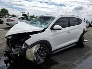 2019 Hyundai Tucson Night Edition с VIN KM8J33AL4KU894579, выставлен на аукционе Copart как лот 81586885 с пробегом 91 214 миль миль и Списание • Salvage title. История ставок и продаж доступна на DreamBid. Изображение 1.