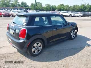 2019 MINI Hardtop Cooper with VIN WMWXP5C55K2H29892, listed as a IAAI auction lot 42411562 with 54,754 mi miles and . Bid and sale history available at DreamBid. Image 4.
