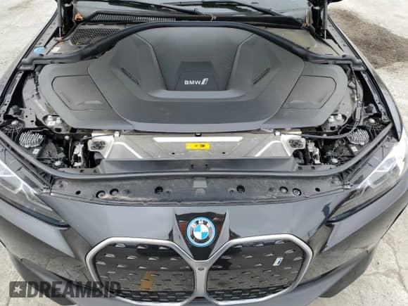 2024 BMW i4 eDrive35 with VIN WBY43AW05RFS57427, listed as a Copart auction lot 65464855 with 7,096 mi miles and Salvage title. Bid and sale history available at DreamBid. Image 11.