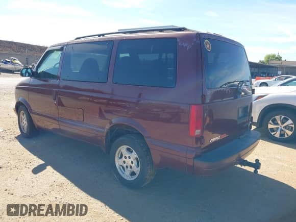 2005 Chevrolet Astro с VIN 1GNEL19X05B119558, выставлен на аукционе IAAI как лот 42922159 с пробегом 154 764 миль миль и . История ставок и продаж доступна на DreamBid. Изображение 3.