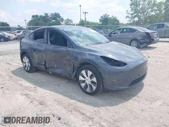 2023 Tesla Model Y Long Range с VIN 7SAYGDEE7PA164500, выставлен на аукционе IAAI как лот 42927626 с пробегом 31 959 миль миль и . История ставок и продаж доступна на DreamBid. Изображение 1.