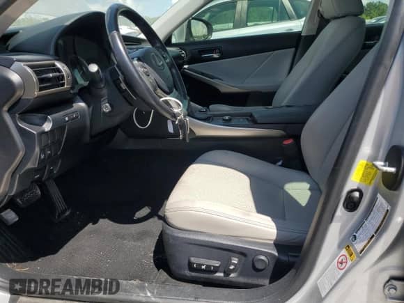 2016 Lexus IS 200t с VIN JTHBA1D20G5020171, выставлен на аукционе Copart как лот 63834395 с пробегом 115 771 миль миль и Списание • Salvage title. История ставок и продаж доступна на DreamBid. Изображение 7.