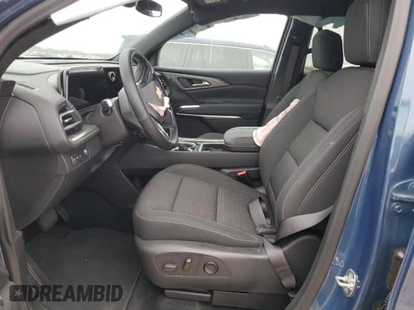 2024 Chevrolet Traverse z VIN 1GNERFKS6RJ178684, wystawiony jako Copart lot #88854725 z przebiegiem 8 050 mil mil oraz Czysty tytuł • Clean title. Historia ofert i sprzedaży dostępna na DreamBid. Obrazek 7.