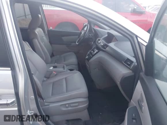 2013 Honda Odyssey EX-L с VIN 5FNRL5H67DB002193, выставлен на аукционе IAAI как лот 42929695 с пробегом 214 058 миль миль и . История ставок и продаж доступна на DreamBid. Изображение 5.