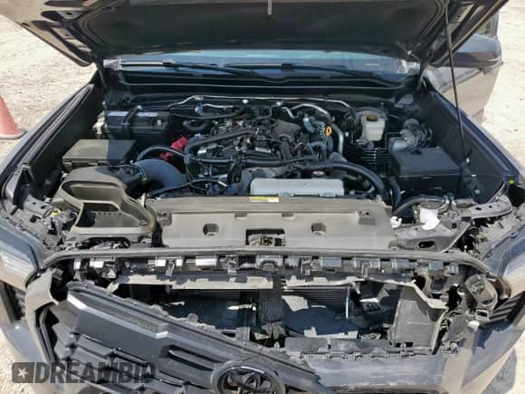2024 Toyota Tacoma SR5 with VIN 3TMLB5JN1RM024042, listed as a Copart auction lot 70640855 with 23,853 mi miles and Salvage title. Bid and sale history available at DreamBid. Image 11.