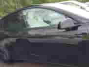 2022 Tesla Model Y Long Range z VIN 7SAYGAEE9NF464960, wystawiony jako IAAI lot #42197857 z przebiegiem 38 635 mil mil oraz . Historia ofert i sprzedaży dostępna na DreamBid. Obrazek 13.