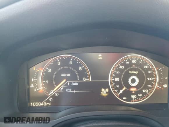 2015 Cadillac Escalade Premium with VIN 1GYS4CKJ0FR220399, listed as a Copart auction lot 89659375 with 105,848 mi miles and Salvage title. Bid and sale history available at DreamBid. Image 9.