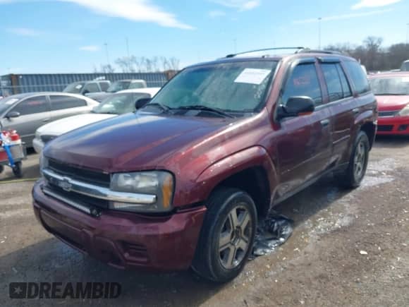 2006 Chevrolet TrailBlazer LT с VIN 1GNES13M462204650, выставлен на аукционе IAAI как лот 41652553 с пробегом 189 594 миль миль и . История ставок и продаж доступна на DreamBid. Изображение 2.