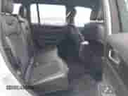 2024 Jeep Grand Cherokee Altitude z VIN 1C4RJHAG9RC109065, wystawiony jako IAAI lot #43547039 z przebiegiem 53 262 mil mil oraz . Historia ofert i sprzedaży dostępna na DreamBid. Obrazek 8.