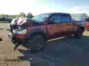 2020 Ram 1500 Big Horn z VIN 1C6SRFMT3LN397790, wystawiony jako Copart lot #59219714 z przebiegiem 43 898 mil mil oraz Szkoda całkowita • Salvage title. Historia ofert i sprzedaży dostępna na DreamBid. Obrazek 1.