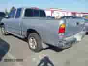 2001 Toyota Tundra SR5 с VIN 5TBRN34121S166363, выставлен на аукционе IAAI как лот 43528624 с пробегом 347 719 миль миль и . История ставок и продаж доступна на DreamBid. Изображение 3.