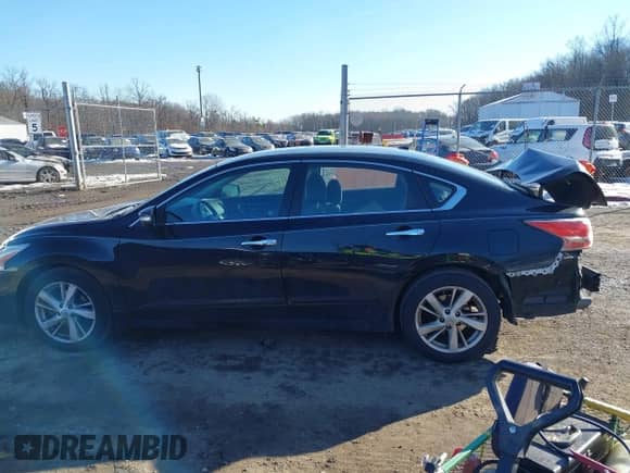 2015 Nissan Altima S z VIN 1N4AL3AP1FC194964, wystawiony jako IAAI lot #41362208 z przebiegiem 122 882 mil mil oraz . Historia ofert i sprzedaży dostępna na DreamBid. Obrazek 14.