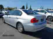 2006 BMW 3 Series 325i z VIN WBAVB135X6KX37228, wystawiony jako IAAI lot #43215691 z przebiegiem 162 983 mil mil oraz . Historia ofert i sprzedaży dostępna na DreamBid. Obrazek 3.