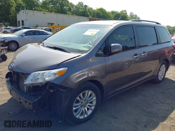 2016 Toyota Sienna XLE с VIN 5TDYK3DC6GS713124, выставлен на аукционе IAAI как лот 42942115 с пробегом 143 970 миль миль и . История ставок и продаж доступна на DreamBid. Изображение 2.
