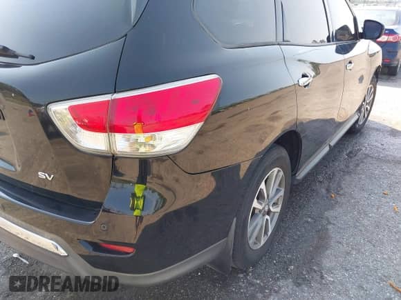 2013 Nissan Pathfinder SV с VIN 5N1AR2MN9DC650571, выставлен на аукционе IAAI как лот 43156760 с пробегом 174 472 миль миль и . История ставок и продаж доступна на DreamBid. Изображение 6.