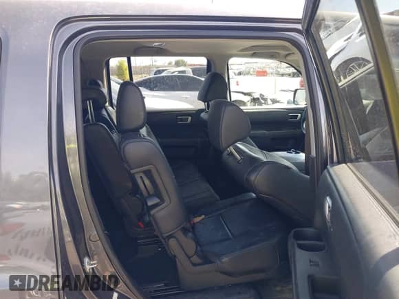 2014 Honda Pilot EX-L z VIN 5FNYF4H56EB052783, wystawiony jako IAAI lot #42944860 z przebiegiem 152 919 mil mil oraz . Historia ofert i sprzedaży dostępna na DreamBid. Obrazek 8.