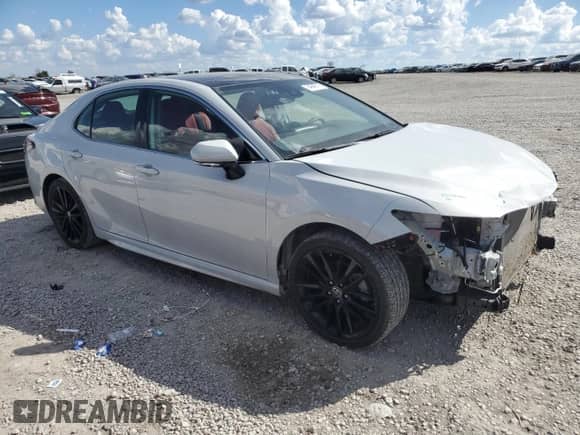 2024 Toyota Camry XSE с VIN 4T1K61AK5RU251451, выставлен на аукционе Copart как лот 84945015 с пробегом 35 450 миль миль и Списание • Salvage title. История ставок и продаж доступна на DreamBid. Изображение 4.