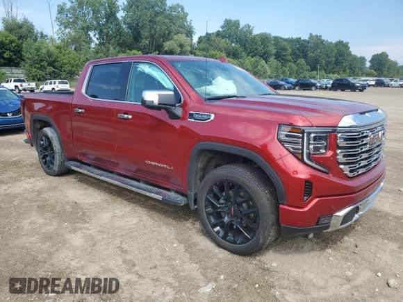 2023 GMC Sierra 1500 Denali z VIN 1GTUUGED8PZ178030, wystawiony jako Copart lot #68644805 z przebiegiem 24 196 mil mil oraz Nie do naprawy • Non repairable. Historia ofert i sprzedaży dostępna na DreamBid. Obrazek 4.