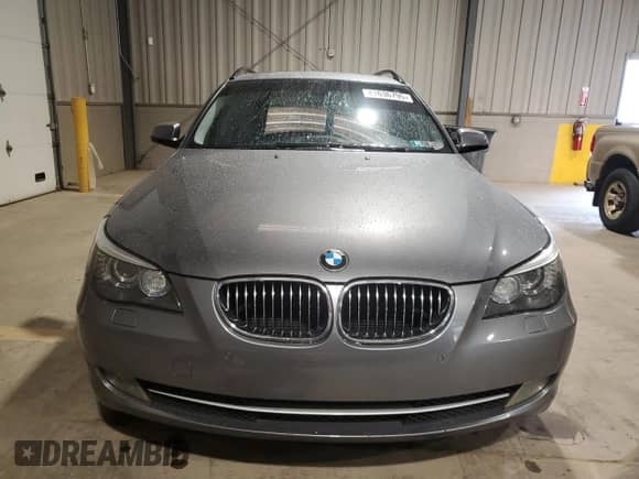 2010 BMW 5 Series 535i xDrive with VIN WBAPT7C50AC238031, listed as a Copart auction lot 81636795 with 84,746 mi miles and Clean title. Bid and sale history available at DreamBid. Image 5.