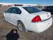 2010 Chevrolet Impala LS z VIN 2G1WA5EKXA1163767, wystawiony jako IAAI lot #43438020 z przebiegiem 194 930 mil mil oraz . Historia ofert i sprzedaży dostępna na DreamBid. Obrazek 3.