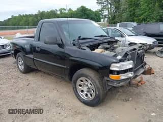 2000 Chevrolet Silverado 1500 z VIN 1GCEC14W7YZ355885, wystawiony jako IAAI lot #42219610 z przebiegiem 219 424 mil mil oraz . Historia ofert i sprzedaży dostępna na DreamBid. Obrazek 1.