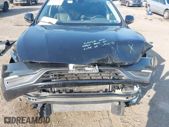 2018 Volvo S60 Inscription z VIN LYV402TK8JB157757, wystawiony jako IAAI lot #42547707 z przebiegiem 69 960 mil mil oraz . Historia ofert i sprzedaży dostępna na DreamBid. Obrazek 6.