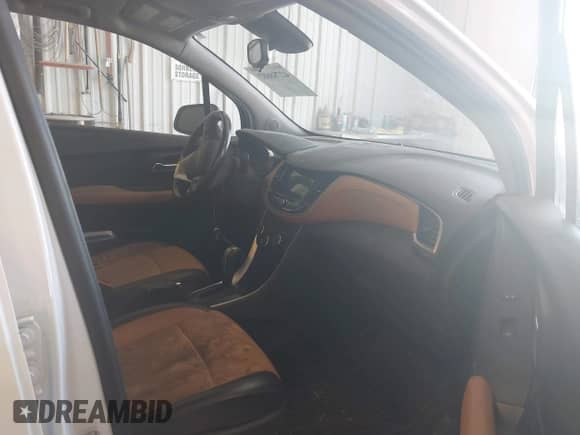 2019 Chevrolet Trax LT с VIN 3GNCJPSB1KL333371, выставлен на аукционе IAAI как лот 42788687 с пробегом 78 928 миль миль и . История ставок и продаж доступна на DreamBid. Изображение 5.