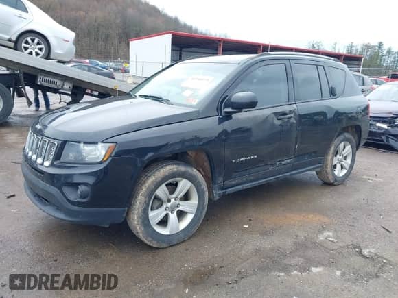 2015 Jeep Compass High Altitude с VIN 1C4NJDEB1FD409324, выставлен на аукционе IAAI как лот 41940973 с пробегом 205 619 миль миль и . История ставок и продаж доступна на DreamBid. Изображение 2.