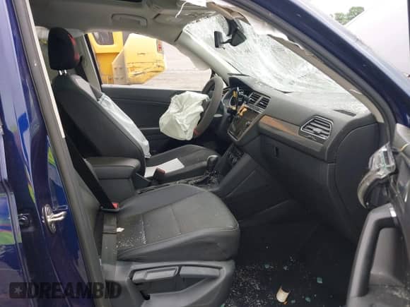 2021 Volkswagen Tiguan SE с VIN 3VV2B7AX6MM078293, выставлен на аукционе IAAI как лот 42224762 с пробегом 99 948 миль миль и . История ставок и продаж доступна на DreamBid. Изображение 5.