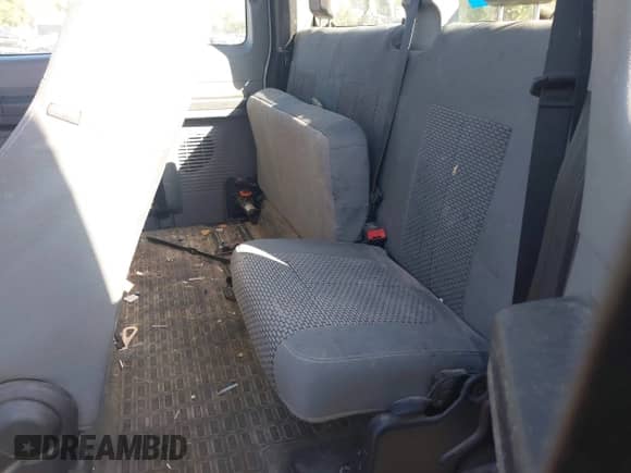 2015 Ford F-250 XLT with VIN 1FT7X2B65FEC17210, listed as a IAAI auction lot 43246487 with 217,726 mi miles and . Bid and sale history available at DreamBid. Image 8.