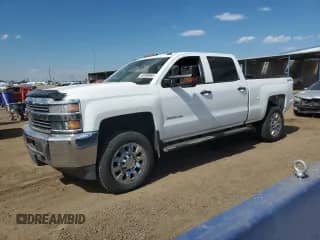 2015 Chevrolet Silverado 2500HD Work Truck z VIN 1GC1KUEG2FF605607, wystawiony jako Copart lot #60569655 z przebiegiem 155 741 mil mil oraz Szkoda całkowita • Salvage title. Historia ofert i sprzedaży dostępna na DreamBid. Obrazek 1.