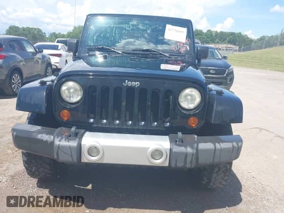 2010 Jeep Wrangler Sahara с VIN 1J4AA5D16AL110711, выставлен на аукционе IAAI как лот 42751095 с пробегом 266 079 миль миль и . История ставок и продаж доступна на DreamBid. Изображение 6.