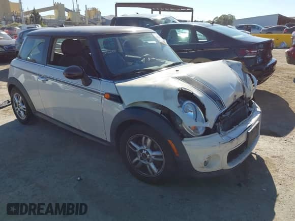 2013 MINI Hardtop with VIN WMWSU3C50DT545364, listed as a IAAI auction lot 43226196 with 120,165 mi miles and . Bid and sale history available at DreamBid. Image 1.