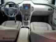 2015 Chevrolet Volt z VIN 1G1RB6E41FU126796, wystawiony jako Copart lot #75761653 z przebiegiem 75 273 mil mil oraz . Historia ofert i sprzedaży dostępna na DreamBid. Obrazek 8.