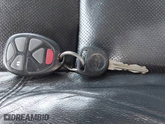 2012 Chevrolet Suburban LTZ с VIN 1GNSKKE74CR182183, выставлен на аукционе IAAI как лот 43556225 с пробегом 210 228 миль миль и . История ставок и продаж доступна на DreamBid. Изображение 11.