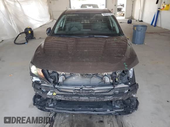 2023 Toyota Camry SE z VIN 4T1G11AK7PU720539, wystawiony jako Copart lot #68942365 z przebiegiem 58 576 mil mil oraz Szkoda całkowita • Salvage title. Historia ofert i sprzedaży dostępna na DreamBid. Obrazek 5.