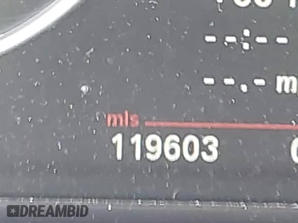 2013 BMW 5 Series 535i xDrive с VIN WBAFU7C58DDU71789, выставлен на аукционе IAAI как лот 42845834 с пробегом 119 603 миль миль и . История ставок и продаж доступна на DreamBid. Изображение 15.