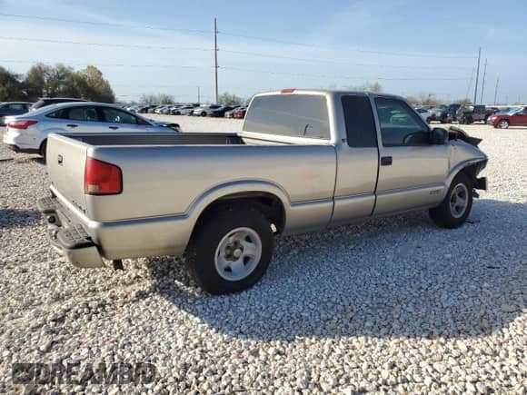 1999 Chevrolet S-10 LS с VIN 1GCCS19X3XK125604, выставлен на аукционе Copart как лот 46188135 с пробегом Не указан миль и Списание • Salvage title. История ставок и продаж доступна на DreamBid. Изображение 3.