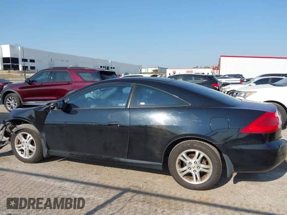 2007 Honda Accord EX-L с VIN 1HGCM72677A007738, выставлен на аукционе IAAI как лот 43155568 с пробегом 151 930 миль миль и . История ставок и продаж доступна на DreamBid. Изображение 14.