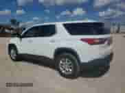 2021 Chevrolet Traverse LS z VIN 1GNERLKW6MJ213735, wystawiony jako Copart lot #67343125 z przebiegiem 62 758 mil mil oraz Szkoda całkowita • Salvage title. Historia ofert i sprzedaży dostępna na DreamBid. Obrazek 2.