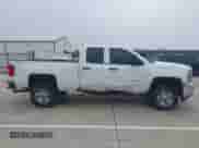 2016 Chevrolet Silverado 2500HD Work Truck z VIN 1GC2KUEG0GZ137431, wystawiony jako IAAI lot #42499894 z przebiegiem 228 740 mil mil oraz . Historia ofert i sprzedaży dostępna na DreamBid. Obrazek 6.