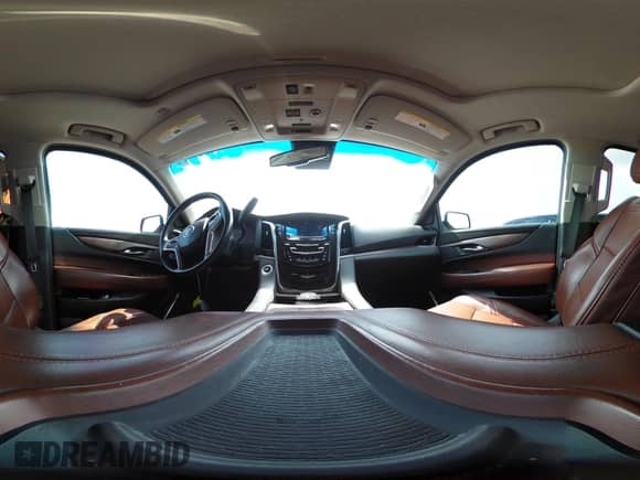 2015 Cadillac Escalade Premium с VIN 1GYS3CKJ2FR255870, выставлен на аукционе IAAI как лот 42459691 с пробегом 185 227 миль миль и . История ставок и продаж доступна на DreamBid. Изображение 18.